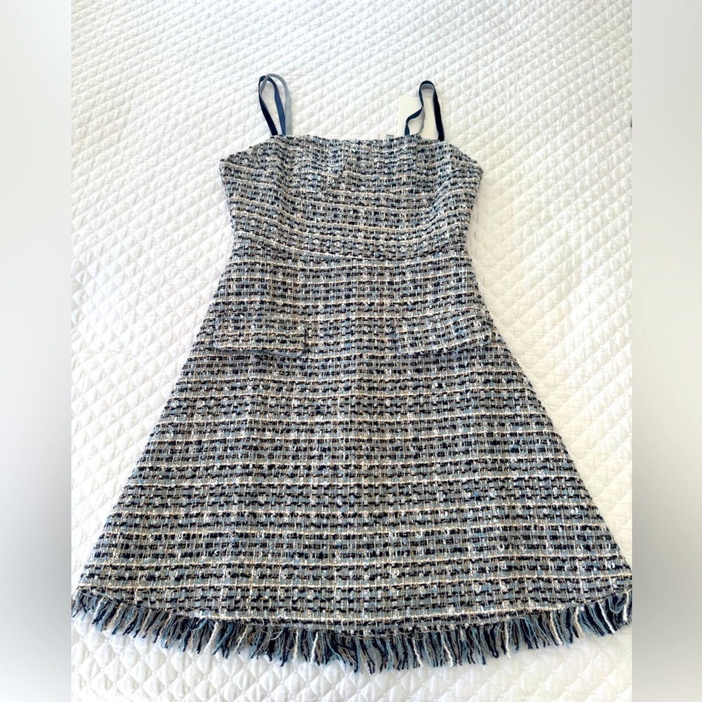 Chanel-style Boucle tweed dress - Picture 3 of 5